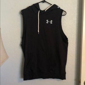 Sleeveless sweatshirt